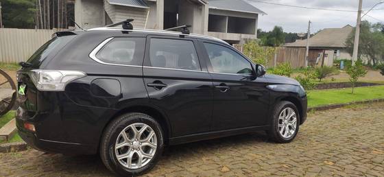 MITSUBISHI OUTLANDER 2.0 PHEV 16V HÍBRIDO 4P AUTOMÁTICO